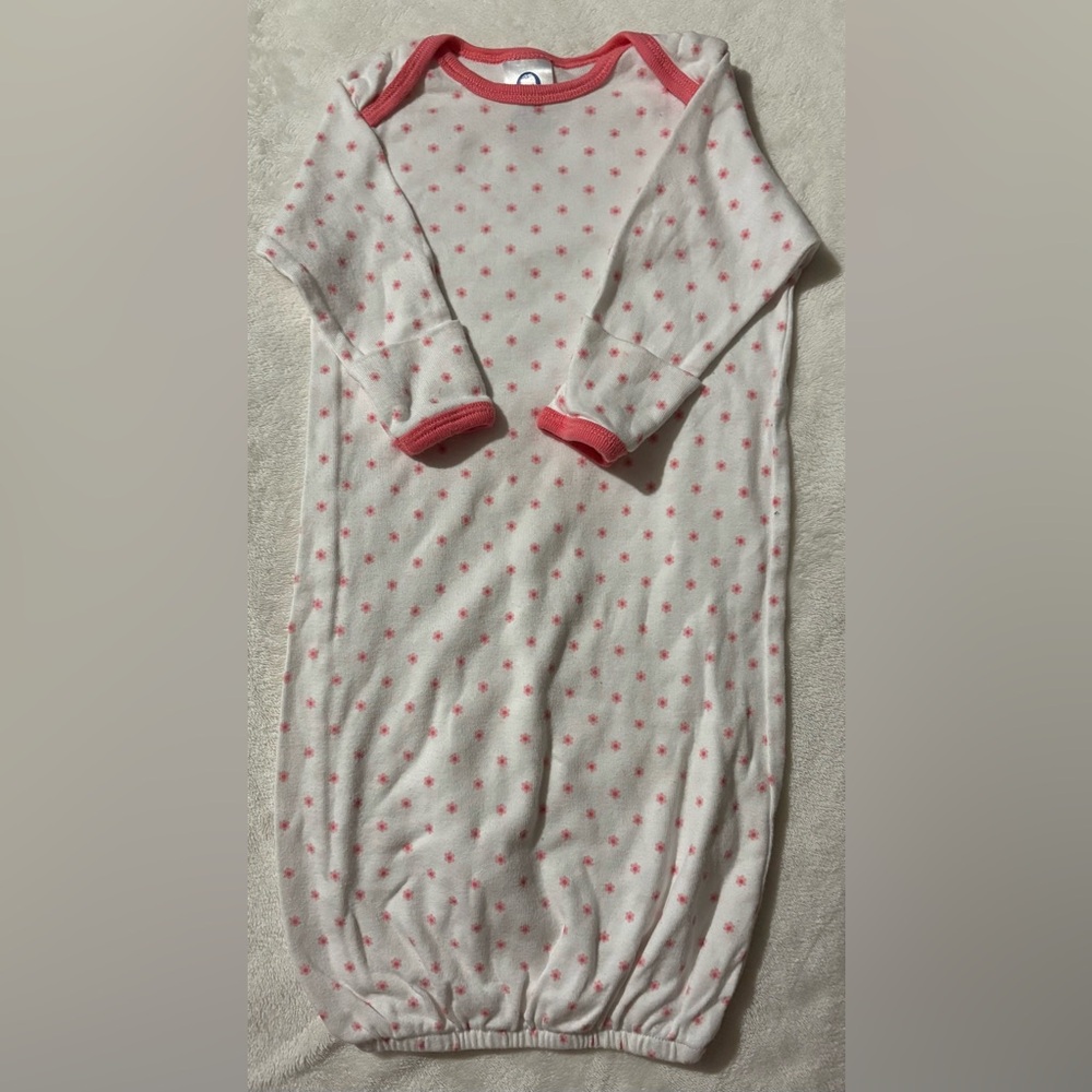 Nightgown Sleepers 0-6 Months - Picture 3 of 5